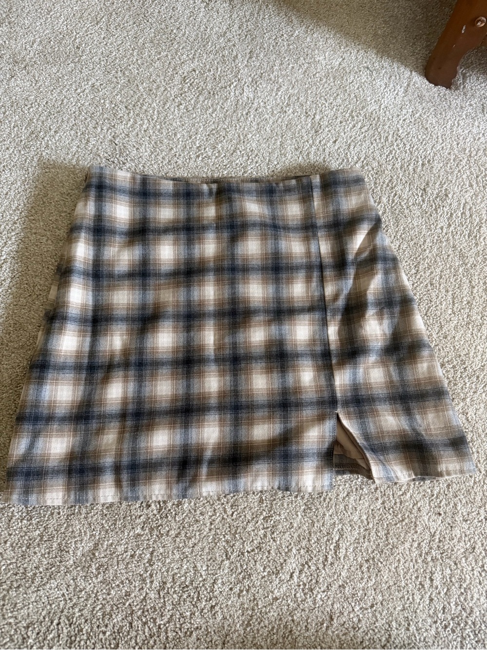 Old Navy Plaid Mini Skirt in Beige, Navy, and Cream